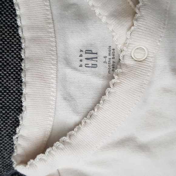 Baby Gap Wrap-Style Bodysuit - Picture 2 of 3